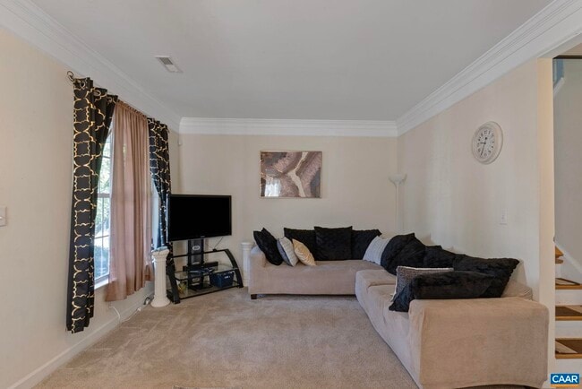 Building Photo - 132 St Andrews St