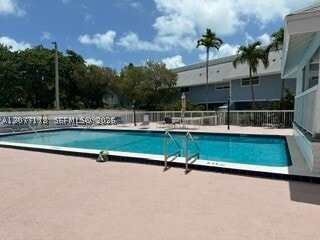 Building Photo - 798 Crandon Blvd
