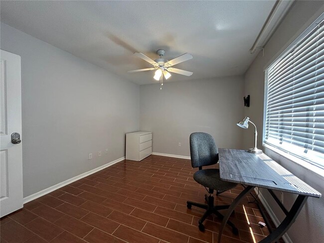 Building Photo - 507 NW 39th Rd