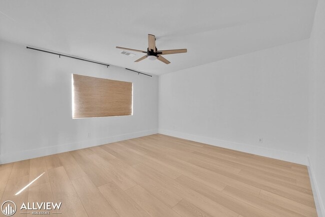 Building Photo - Bright 4-Bed, 2.5-Bath Home in Fallbrook’s Citro Community