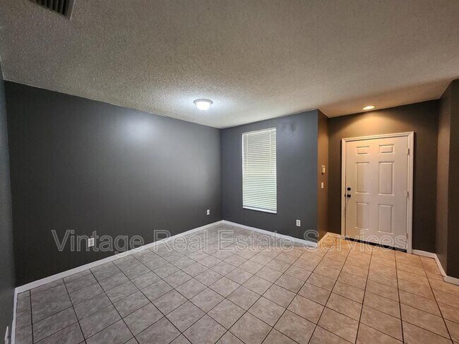 Building Photo - 30151 Barnaby Ln