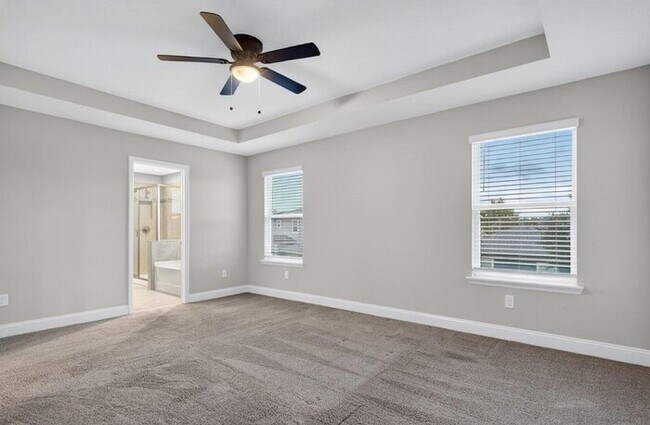 Building Photo - 411 Narrowleaf Dr