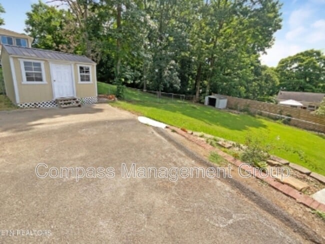 Building Photo - 5802 Tazewell Pike