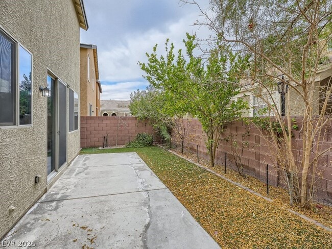 Building Photo - 6136 Carter Caves Ave