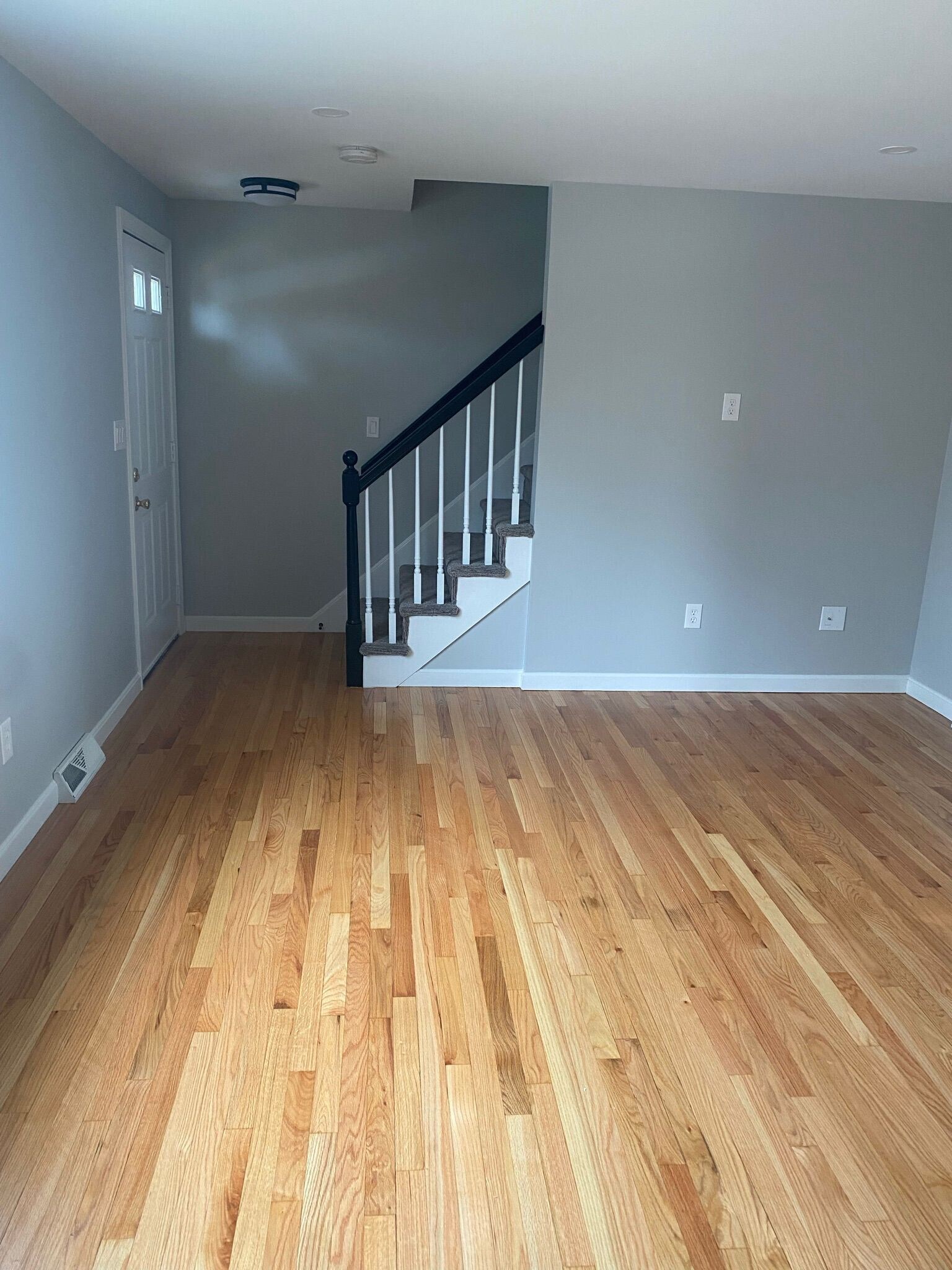 Building Photo - 123 Angell St