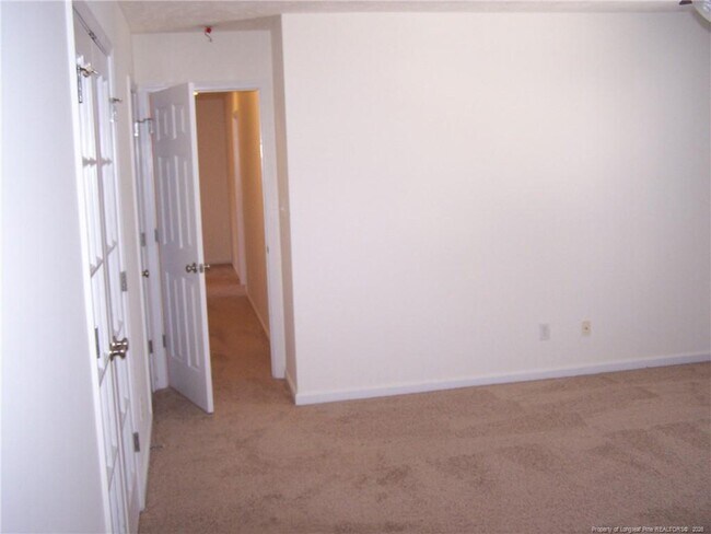 Building Photo - 1753 Cherrypoint Dr