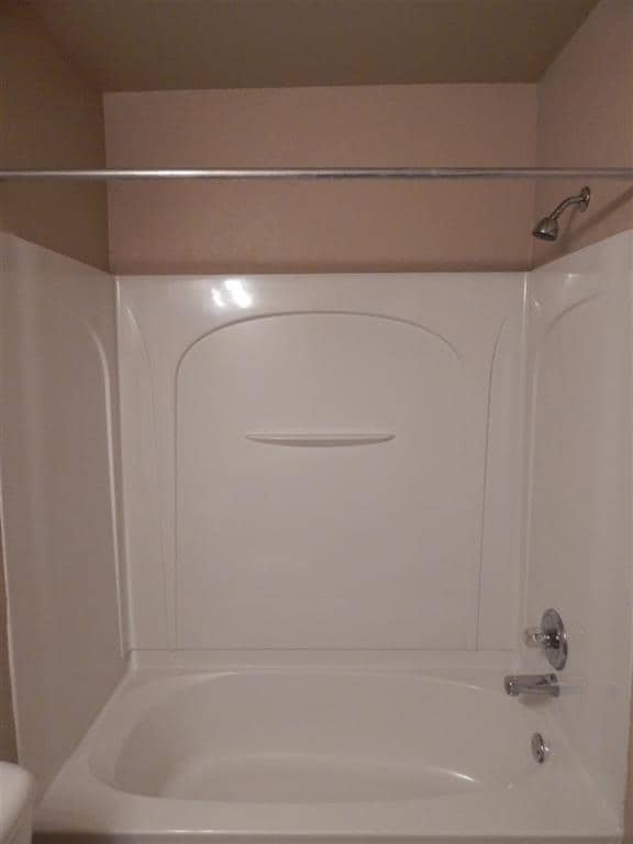 Building Photo - 3623 Vanguard Dr