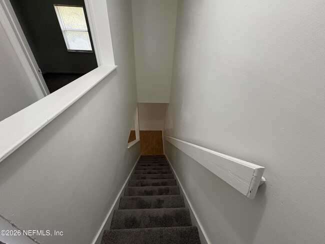 Building Photo - 4647 Barnes Rd S