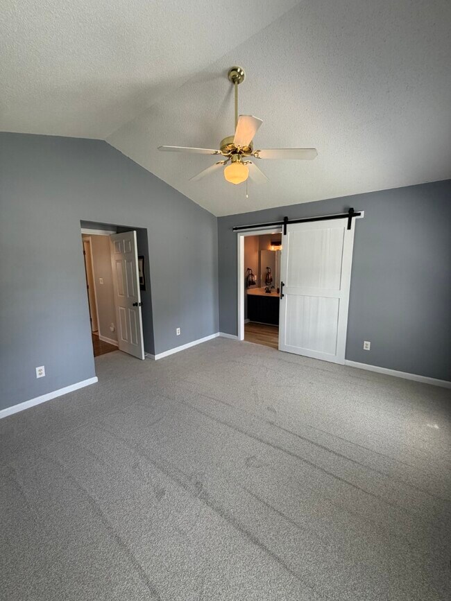 Building Photo - 401 Flagg Rd