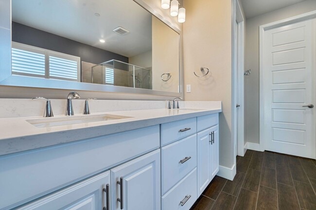 Building Photo - Folsom Ranch Gem – Newer 3BR Single-Story ...