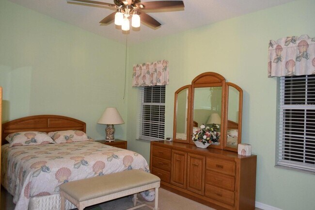 Building Photo - 90 San Juan Dr