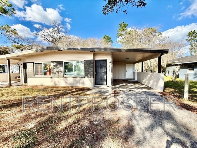 Building Photo - 221 Concord Dr