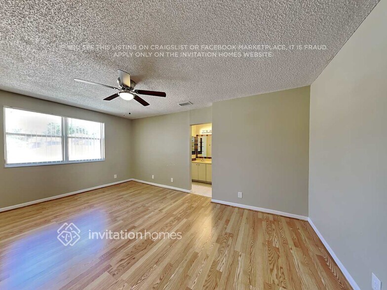 Building Photo - 9878 NW 2nd St