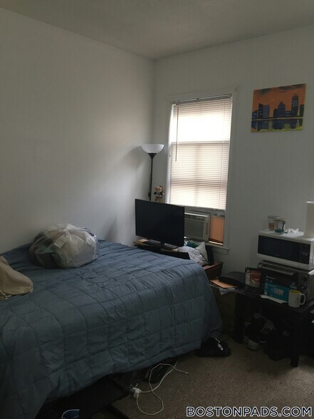 Building Photo - 28 S Huntington Ave