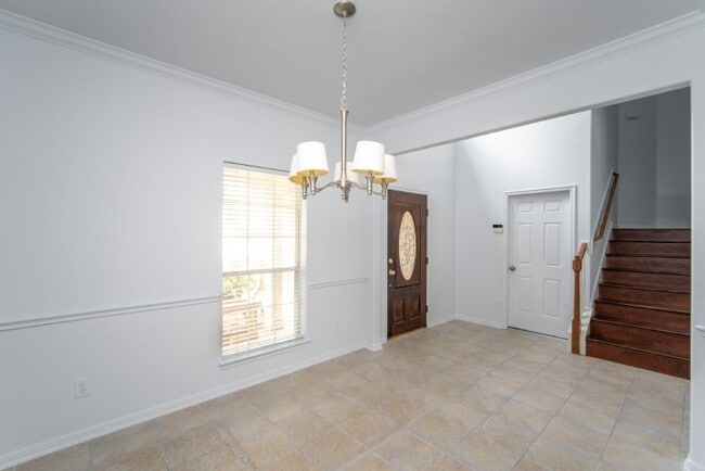 Building Photo - 2322 Cool Springs Ln