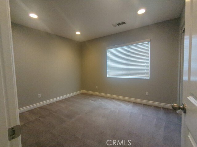 Building Photo - 10961 Knoxville Way