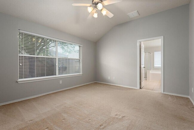 Building Photo - 26873 Armor Oaks Dr