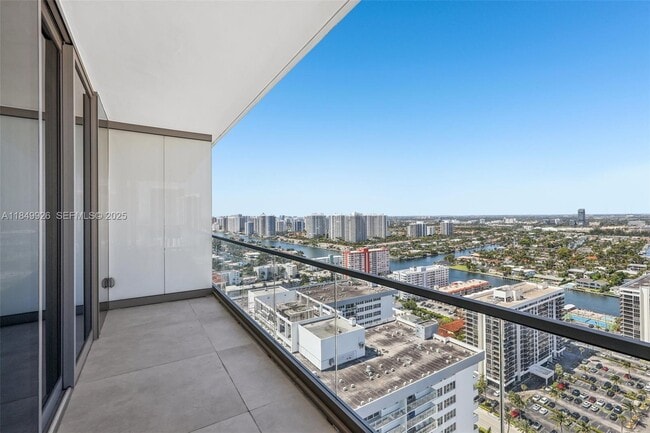 Building Photo - 2000 S Ocean Dr