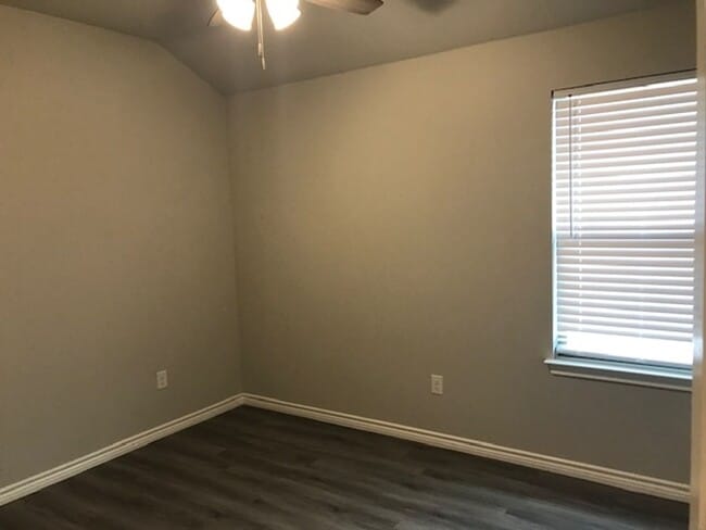 Building Photo - 2852 Melissa Ln