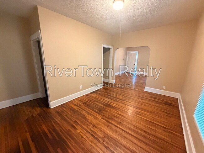 Building Photo - 3532 Kallaher Ave