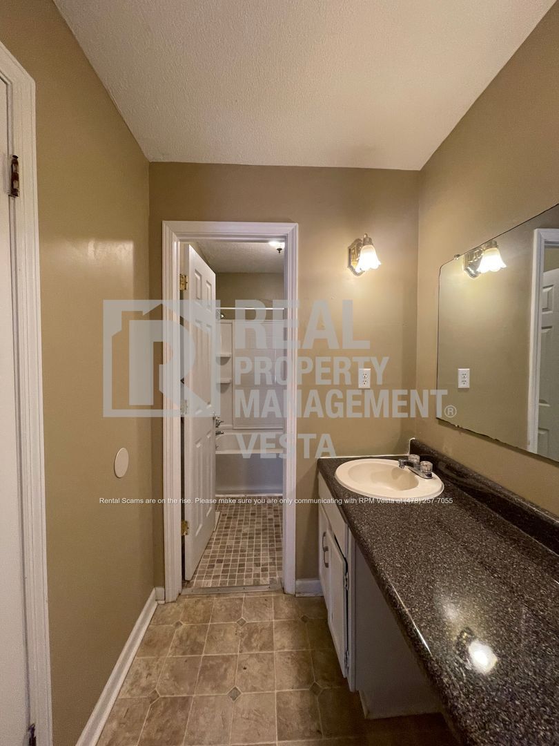 Building Photo - 1177 Sandy Beach Dr