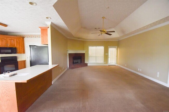 Building Photo - 709 Yellowstone Dr