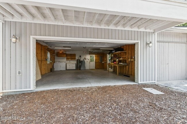 Building Photo - 412 Escambia St