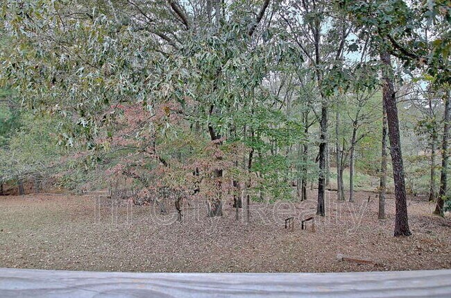 Building Photo - 150 Drennan Dr