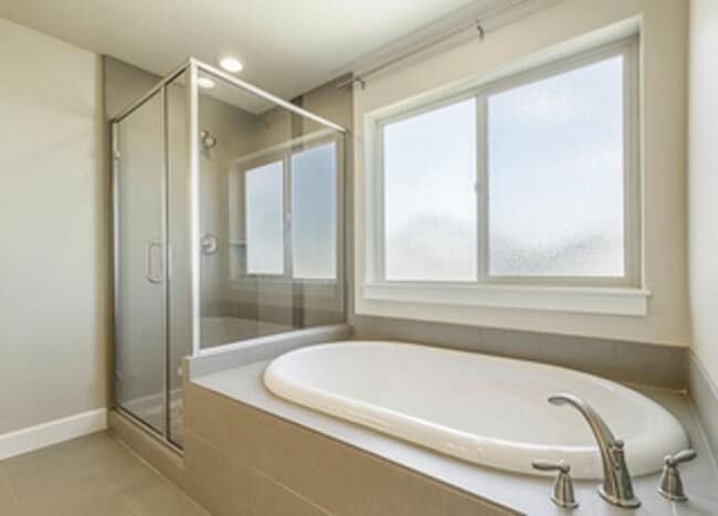 Building Photo - Beautiful home in a newer neighborhood on Bend's Eastside