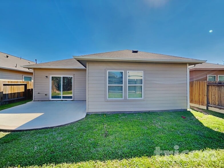 Building Photo - 11114 Kingsnorth Dr