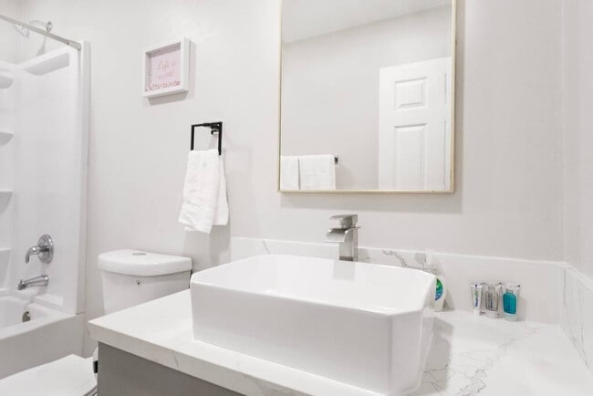 Building Photo - 8356 Adams St