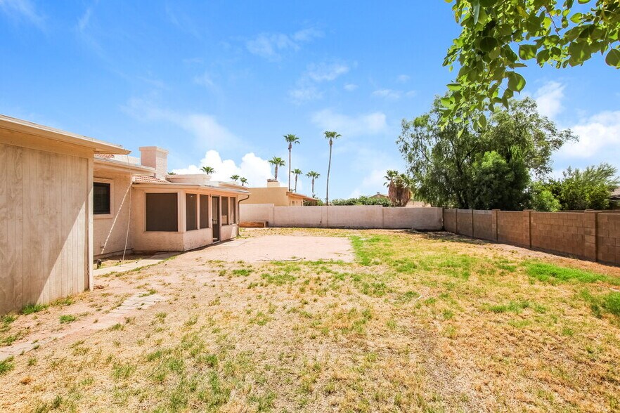 Building Photo - 17403 E San Marcus Dr