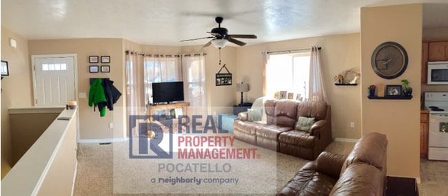 Building Photo - "Beautiful 4 Bedroom House For Rent" - Not furnished