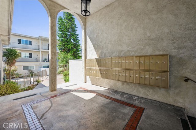 Building Photo - 4160 W 182nd St