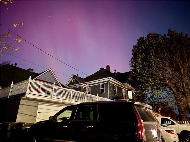 Building Photo - 1464 W Minnehaha Ave