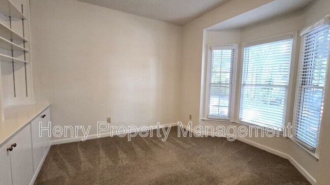 Building Photo - 214 Riverwalk Cir