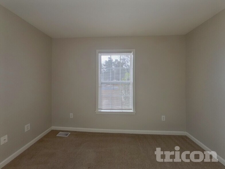 Building Photo - 125 St Andrews Pl Dr