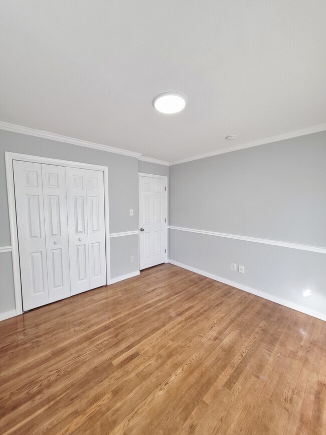 Building Photo - 2402 Fon Du Lac Rd