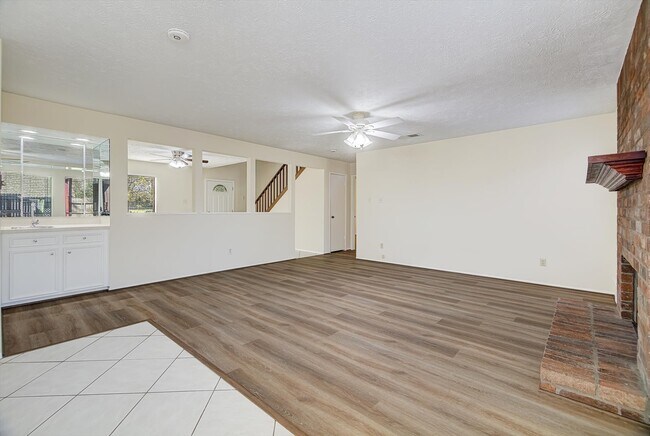 Building Photo - 2807 Planters St