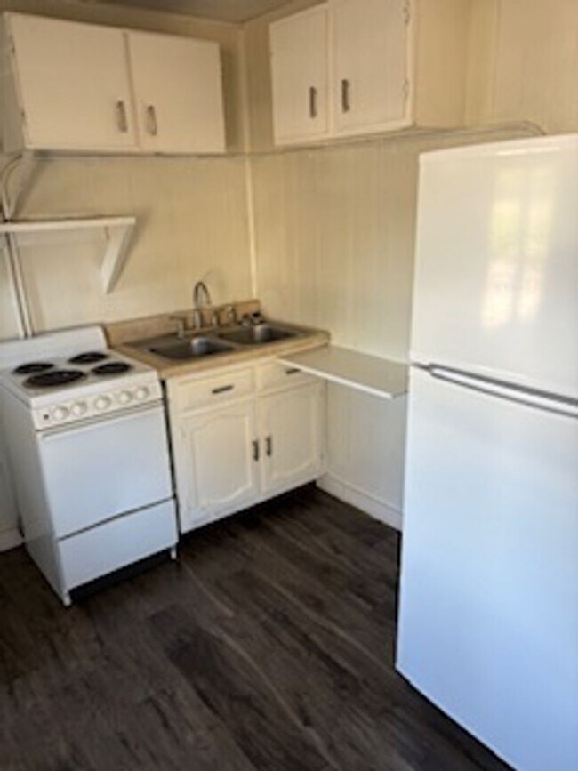 Building Photo - 5050 Texas St