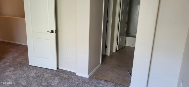 Building Photo - 2743 S Sulley Dr