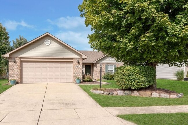 Primary Photo - Updated 3 Bedroom Ranch on a Cul-De-Sac in...