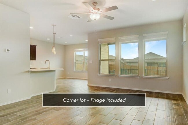 Building Photo - 3453 Pauling Loop