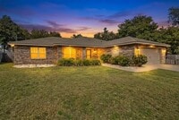 Building Photo - 5424 Maverick Ln