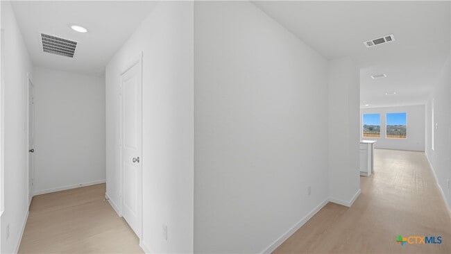 Building Photo - 1621 Pile Trl