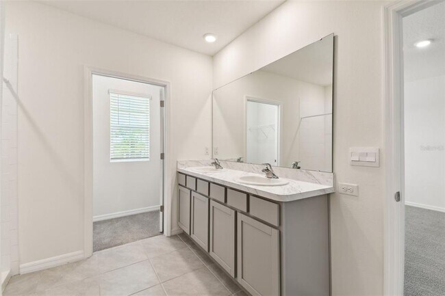 Building Photo - 33405 Hamilton Hl Ln