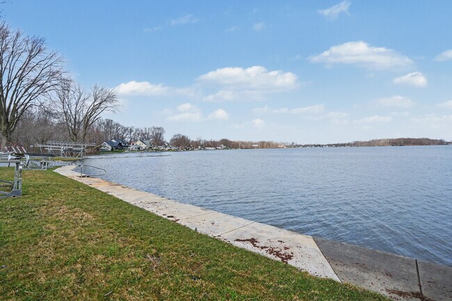 Building Photo - 6520 S 070 E