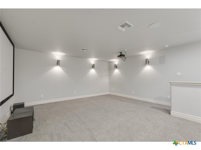 Building Photo - 1729 Las Lomas Ct