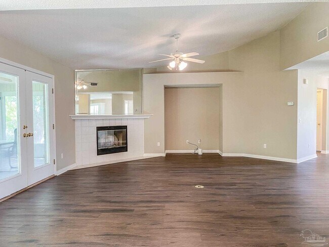 Building Photo - 1992 Southwind Cir