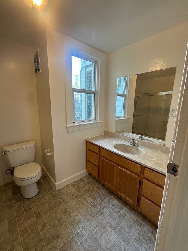 Building Photo - 1379-1383 24th Avenue